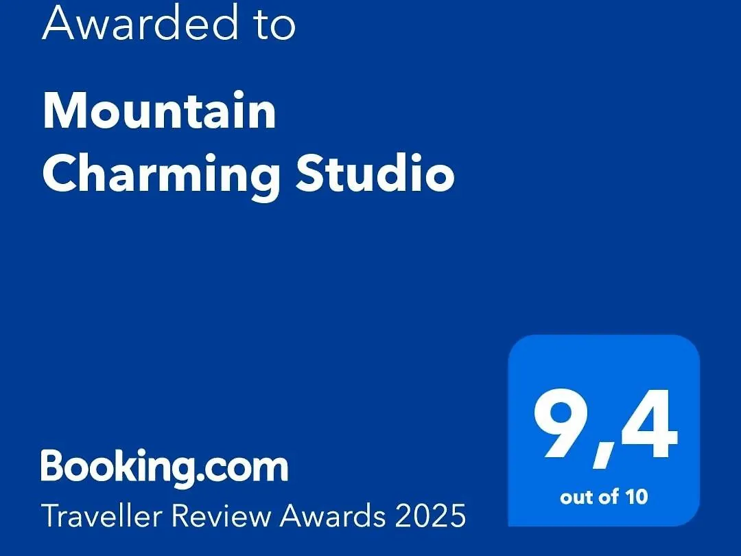 בית נופש מאדסימו Mountain Charming Studio